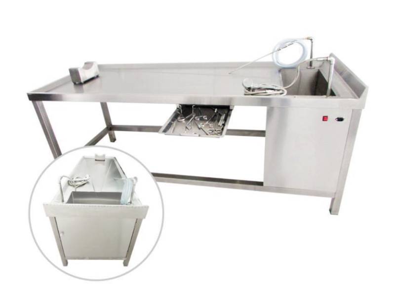 Mesa con tanque multiusos