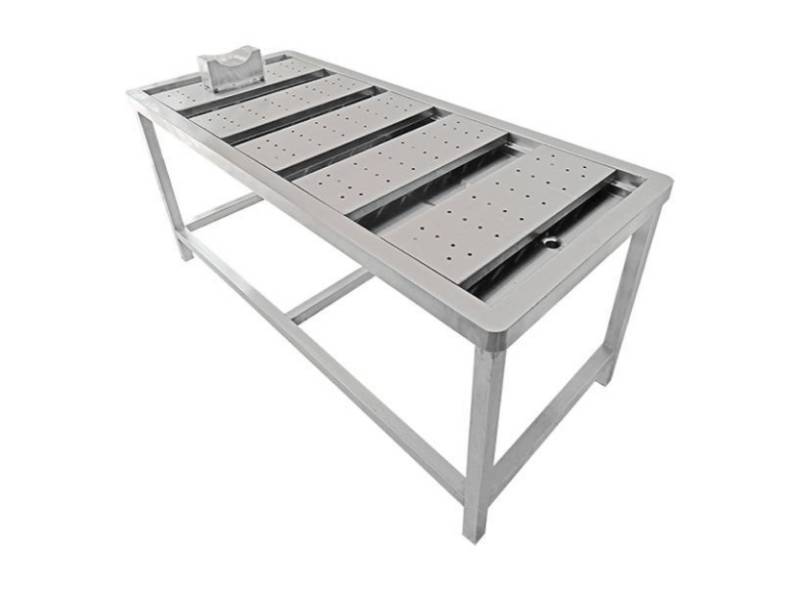 Mesa de preparación con placas removibles